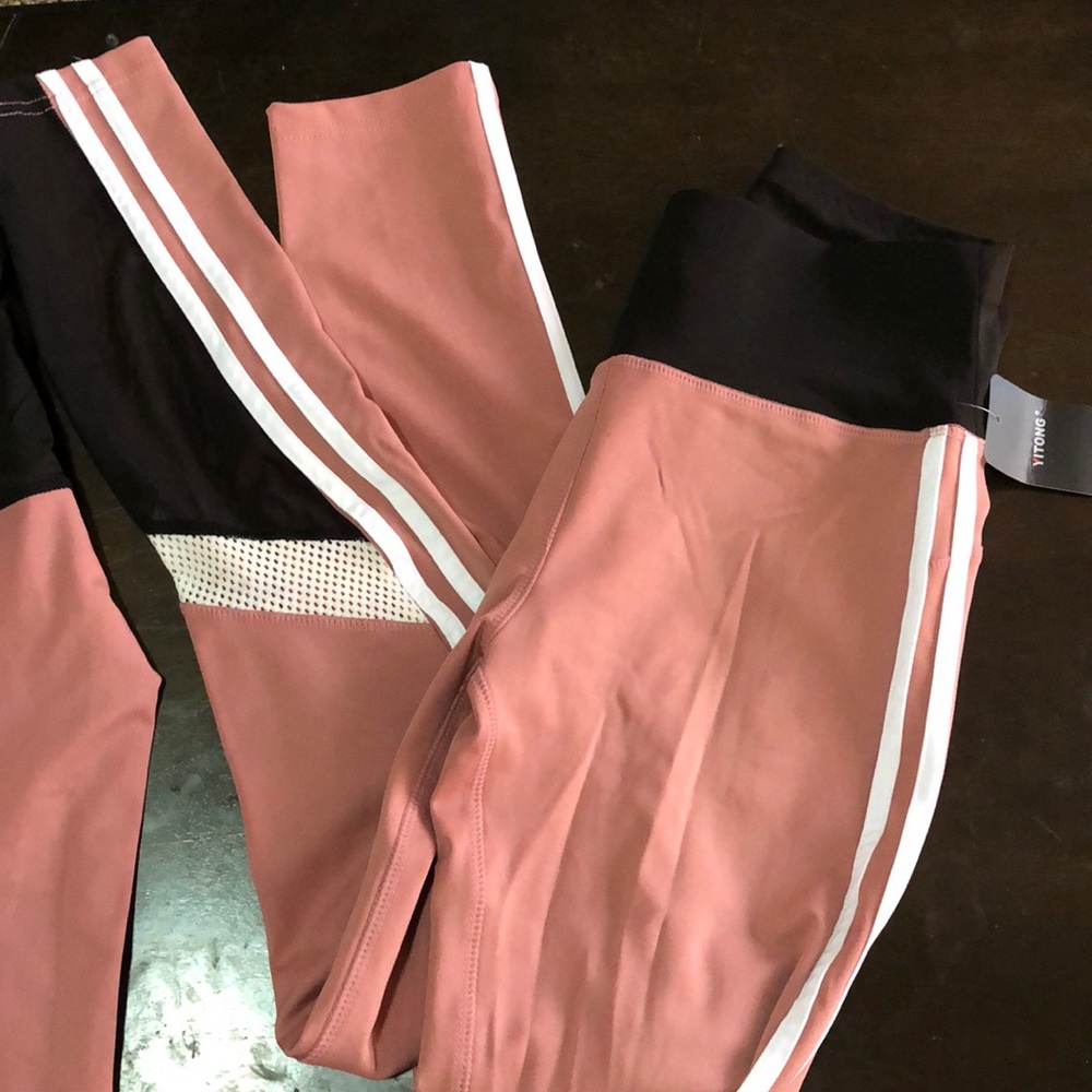 Pant sets - Picture 4 of 5